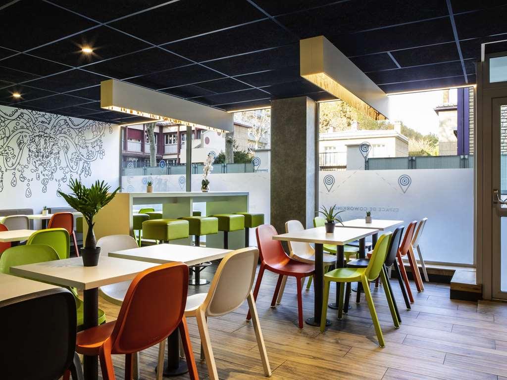 Ibis Budget Paris Clichy Mairie Екстер'єр фото