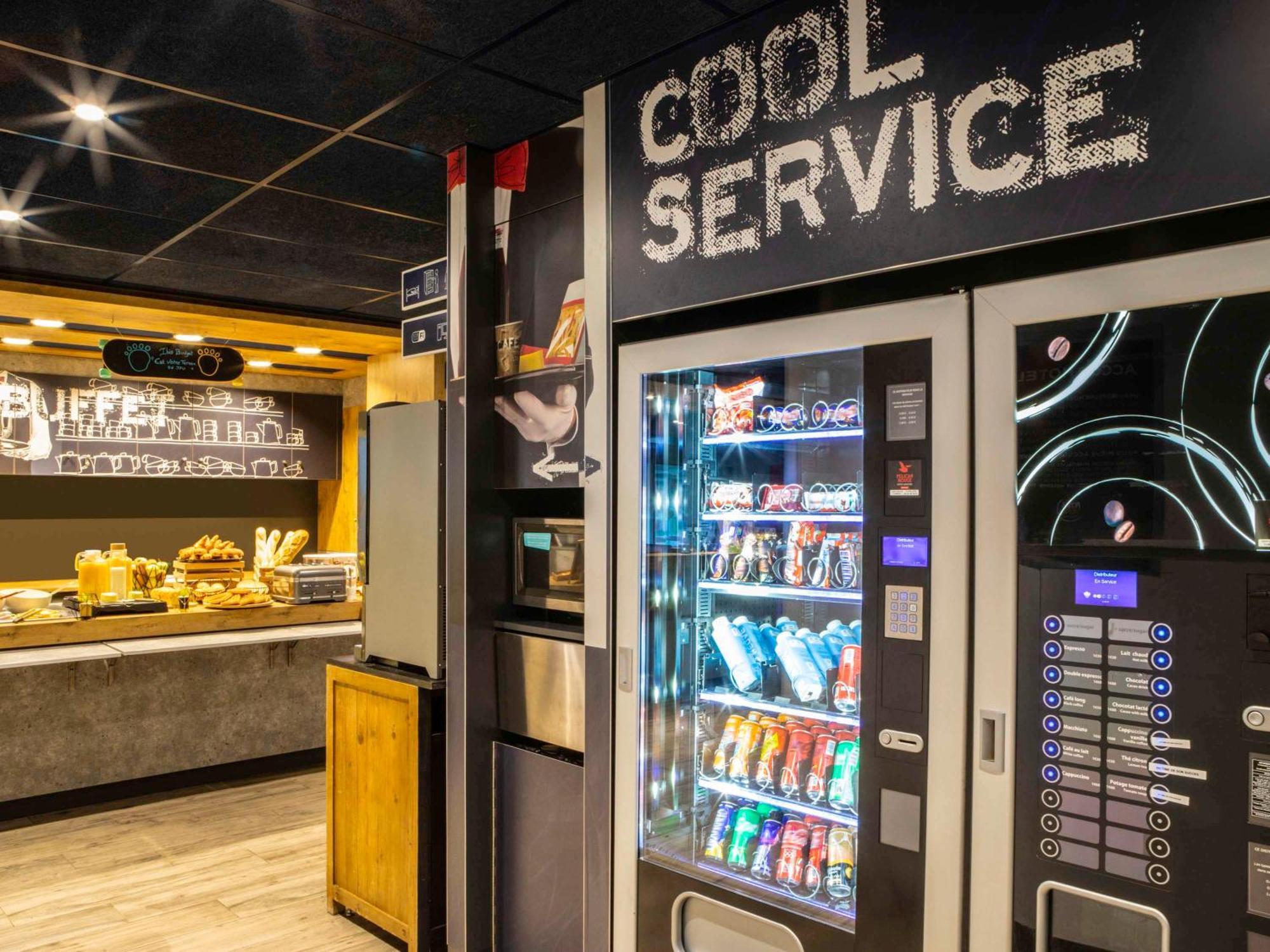 Ibis Budget Paris Clichy Mairie Екстер'єр фото