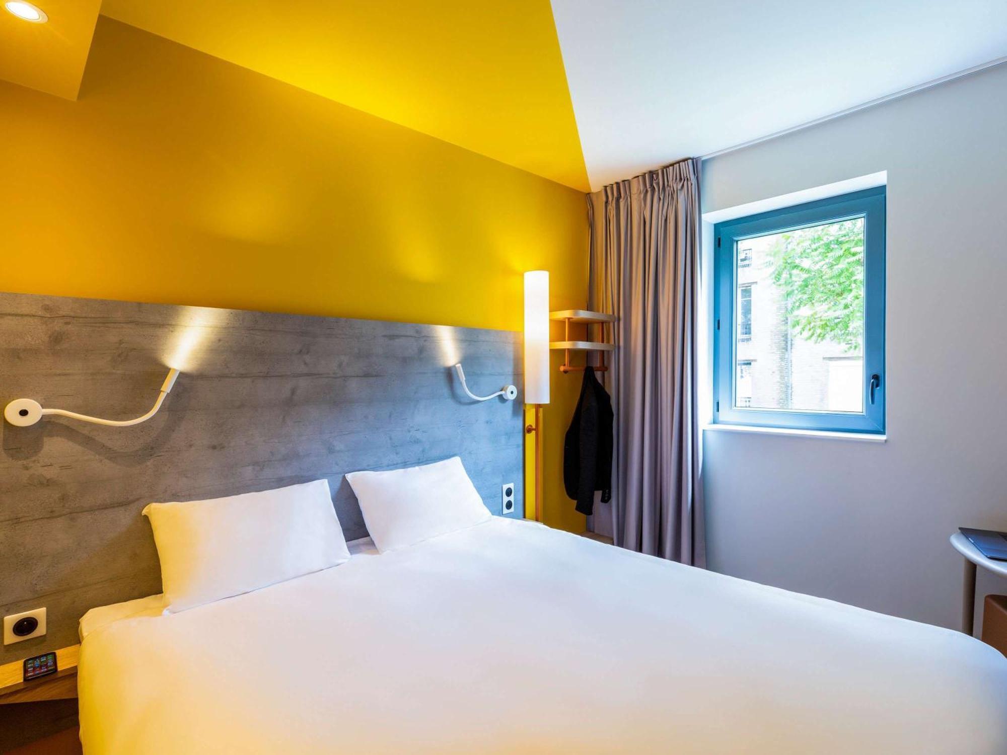 Ibis Budget Paris Clichy Mairie Екстер'єр фото