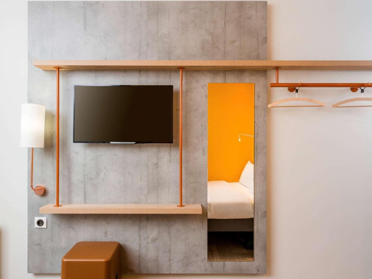 Ibis Budget Paris Clichy Mairie Екстер'єр фото